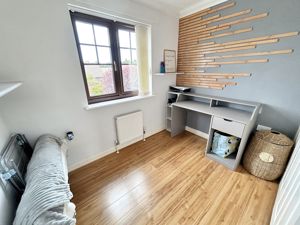 Bedroom- click for photo gallery
